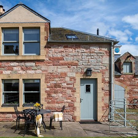 Groom'S Bell Greenlaw Exterior photo